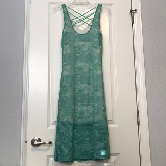 Green Lace Dress - Picture 3 of 4